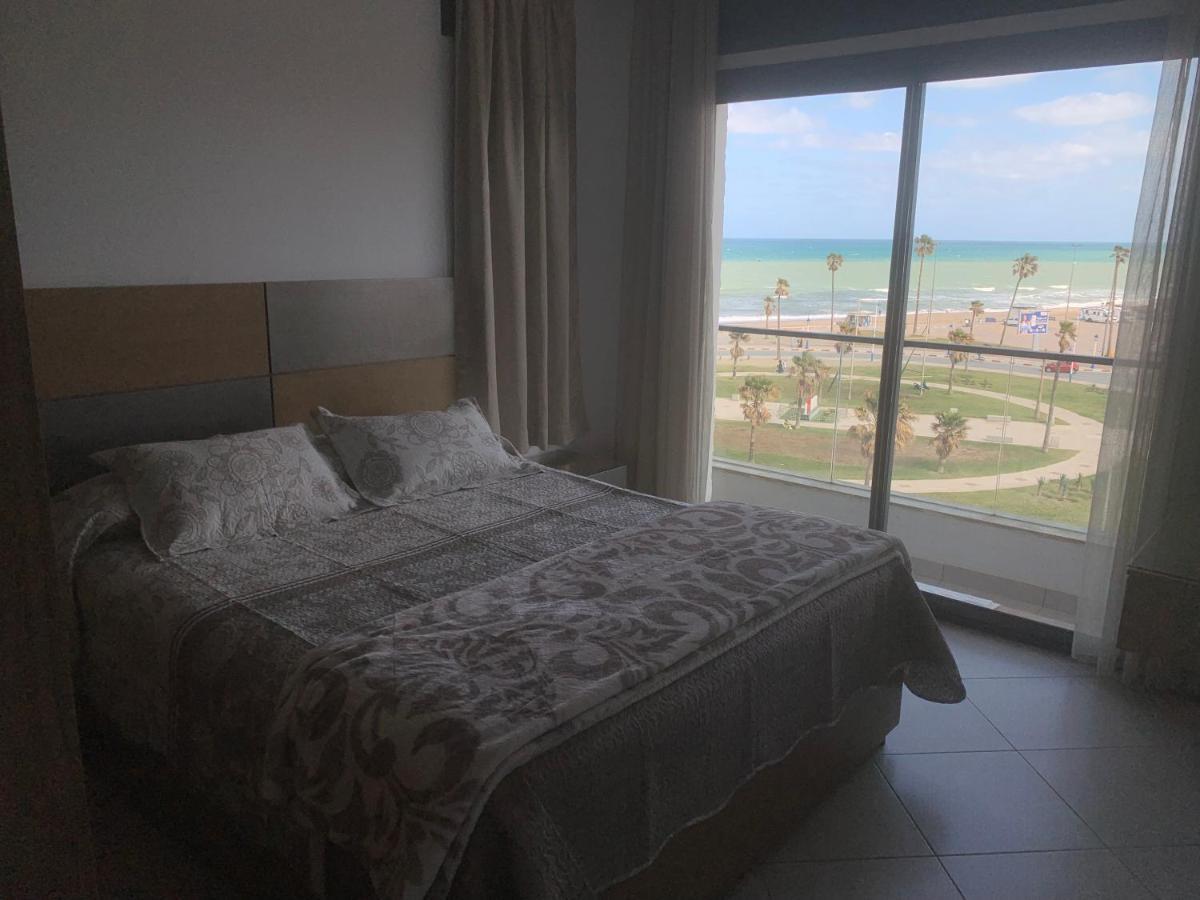 Beachfront High Standard Flat Мартиль Экстерьер фото